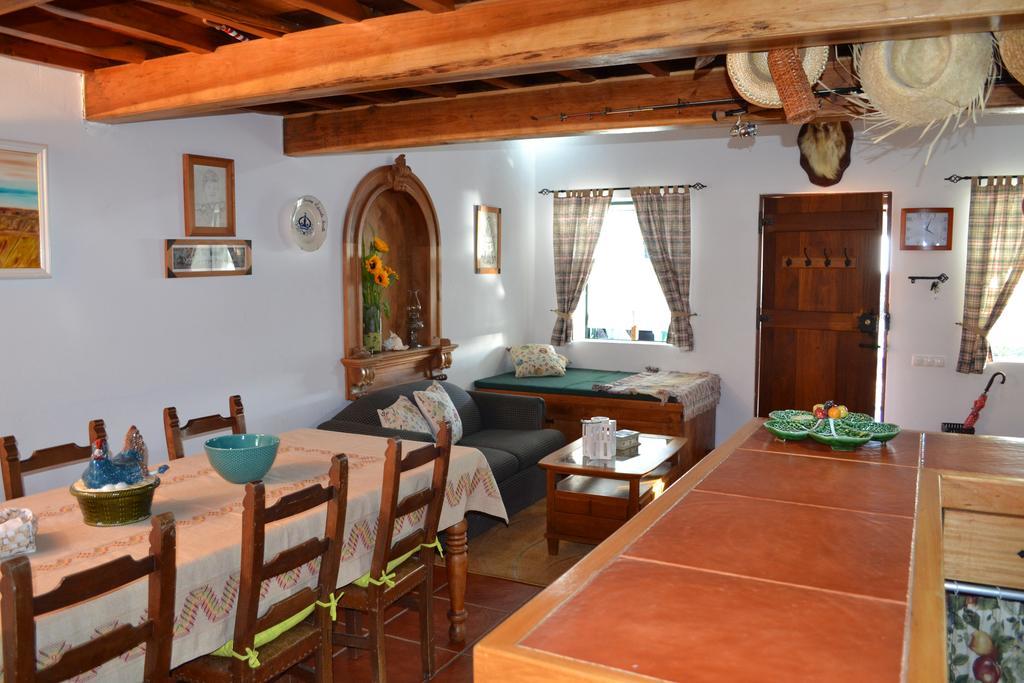 Гостевой дом Casa Doce Mar Feteira  Экстерьер фото